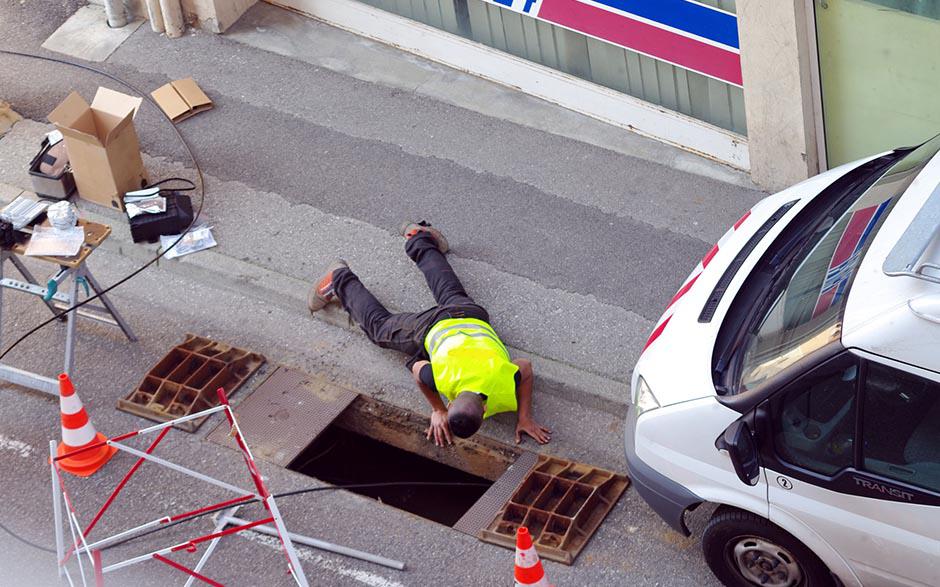 comment déboucher les toilettes avec une bouteille Sarcelles
